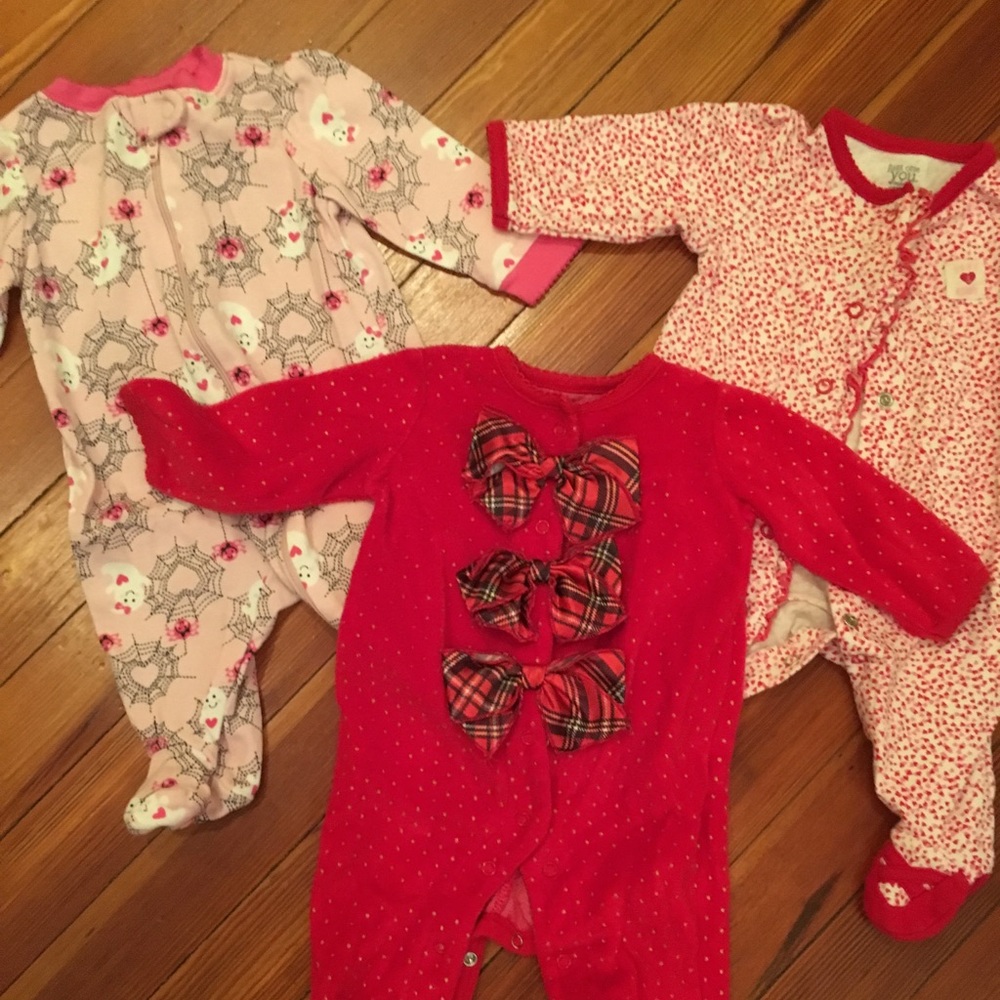 Holiday infant set of pajamas